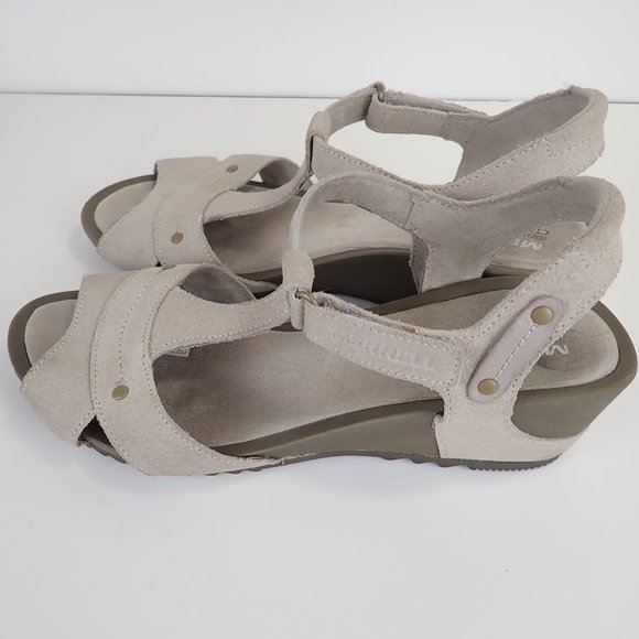 Merrell Tan Sandals - Picture 5 of 9